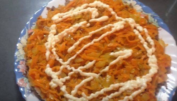 Салат с корейской морковью слоями